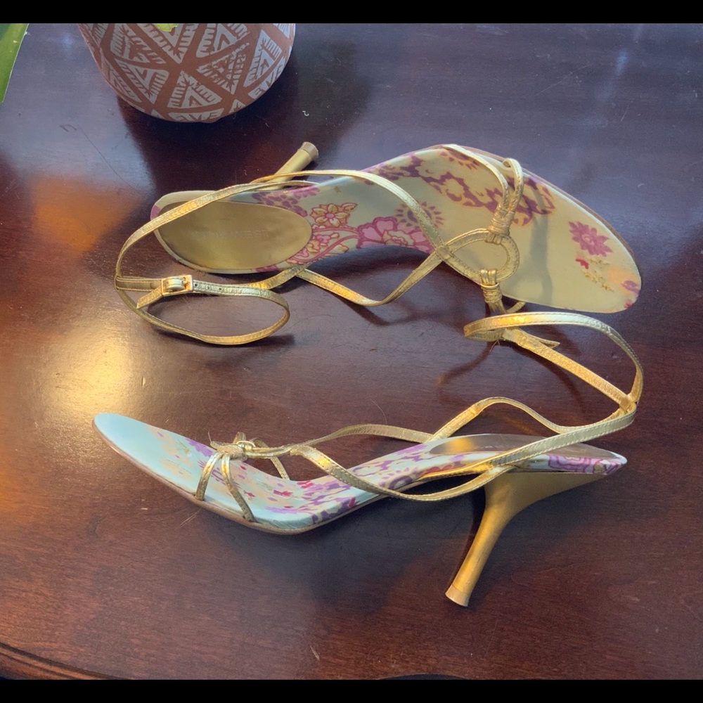 Nine West Floral Heels - Picture 8 of 11